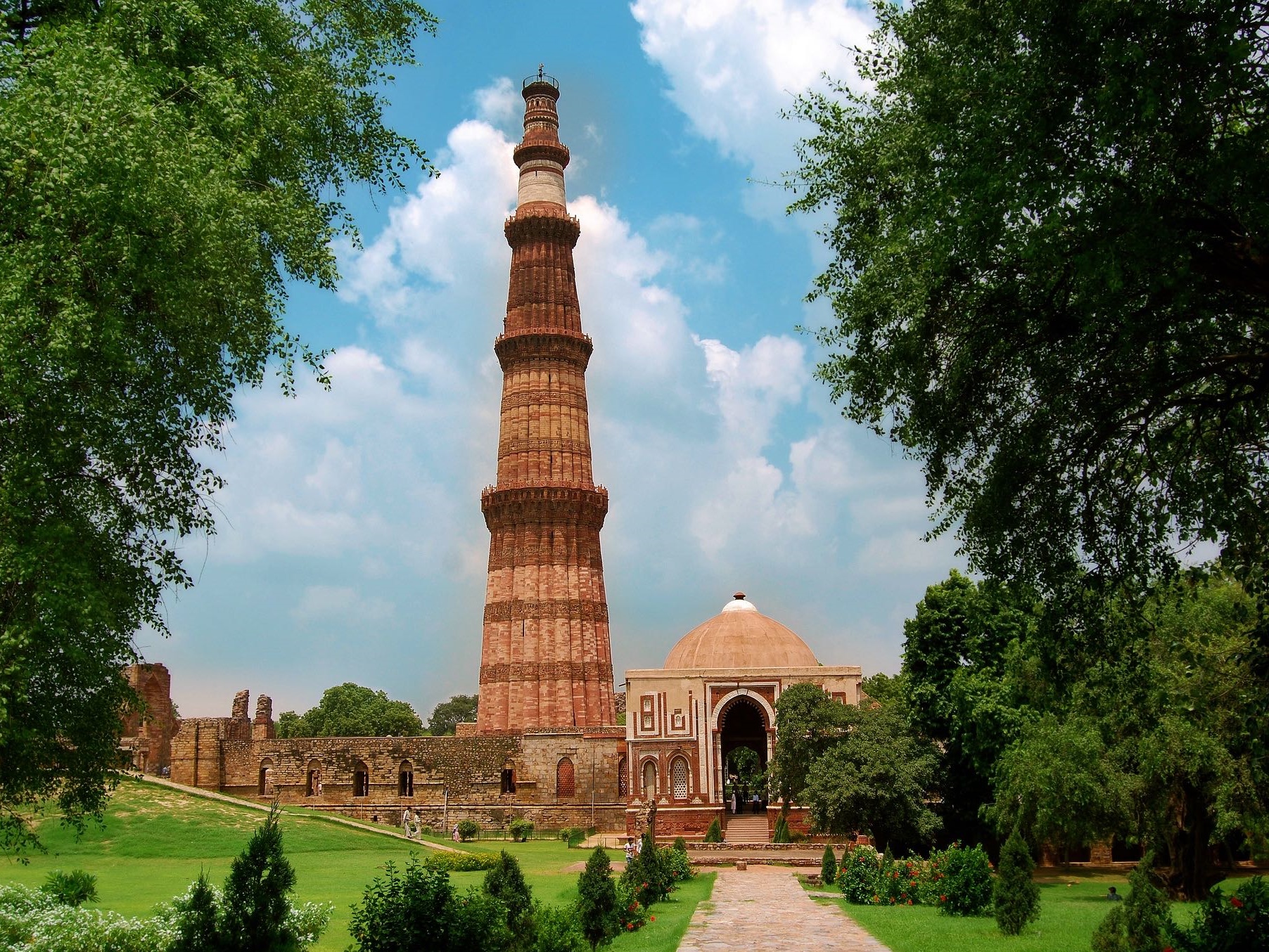 Qutub Minar