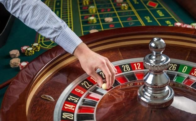 How to Lower the Risk of Loss in Online Casino Games